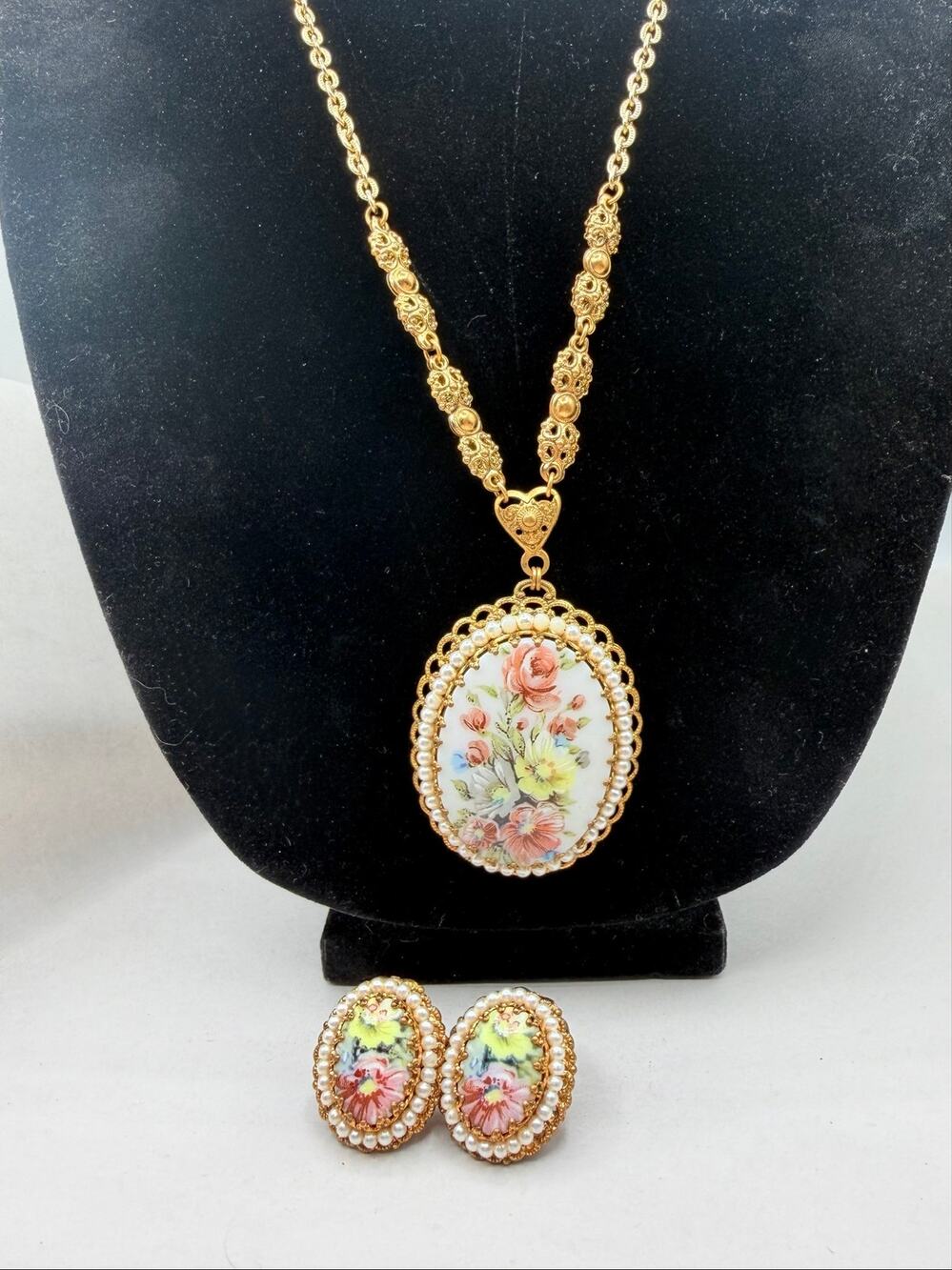 Vintage W Germany Floral Porcelain Necklace Earrings Set Faux Pearl Filigree